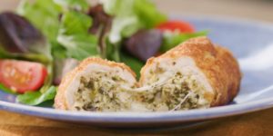 Low-Carb Baked Chicken Stuffed with Pesto and Cheese